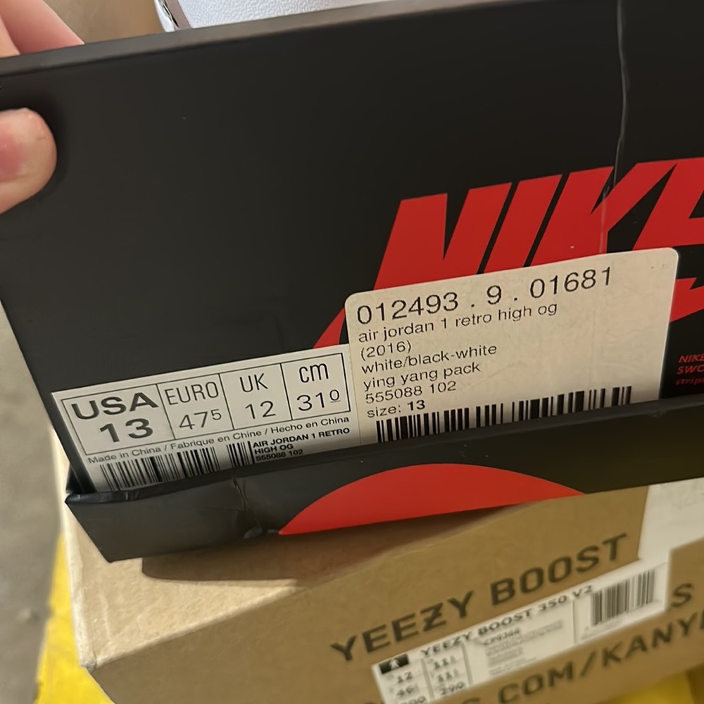 Air Jordan 1 Retro High OG Ying Yang Pack - Picture 6 of 6